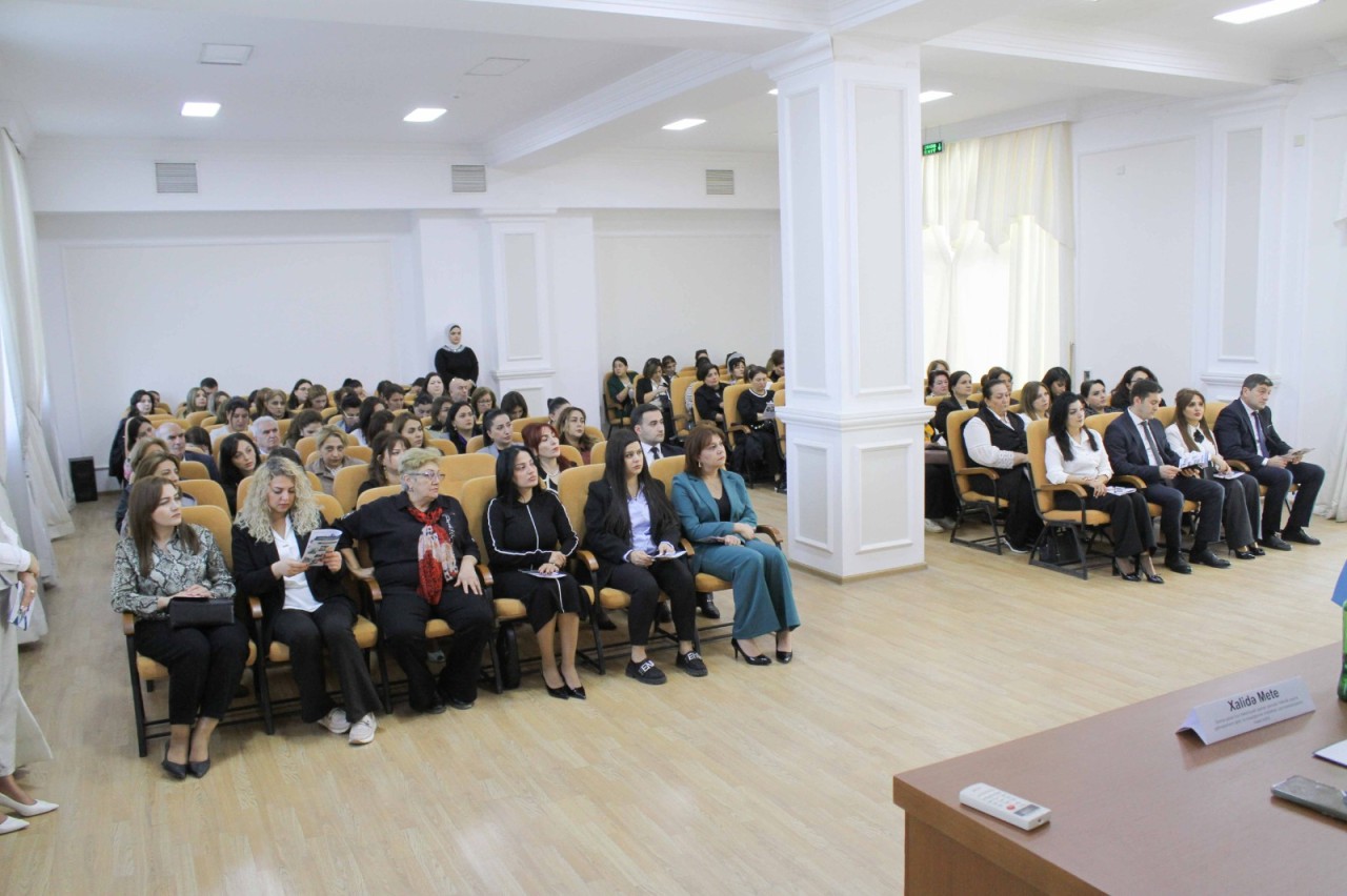 ADAU-da ictimai dinləmə keçirilib - FOTOLAR